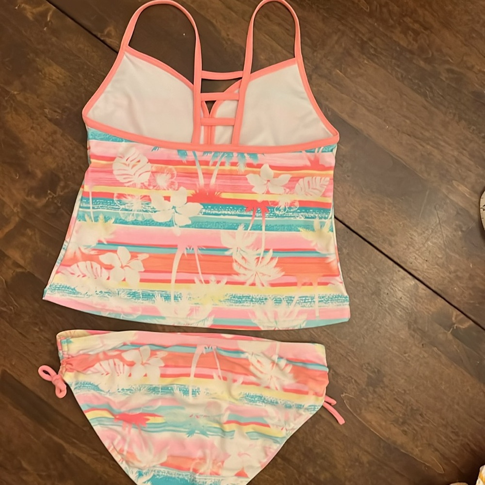 Tropical bikini - Picture 4 of 11